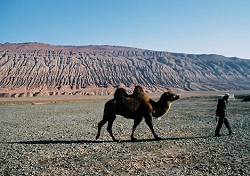 トルファン盆地の火焔山